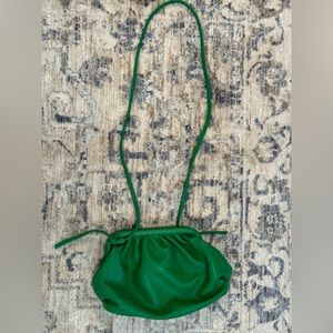 Steve Madden Bnikki Crossbody Clutches
